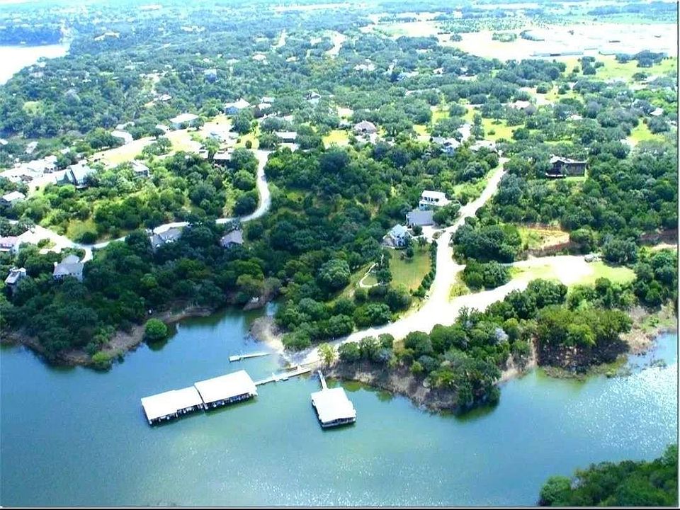 1st image of 325 Kendall Rd