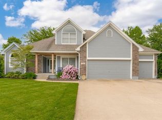 2419 SE 5th Ter, Lees Summit, MO 64063