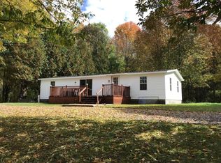 107 Fiddlers Green Rd, West Winfield, NY 13491