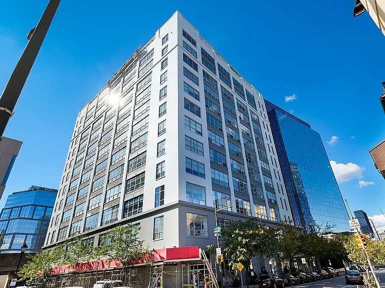 2200 Arch St #705 — Photo 8