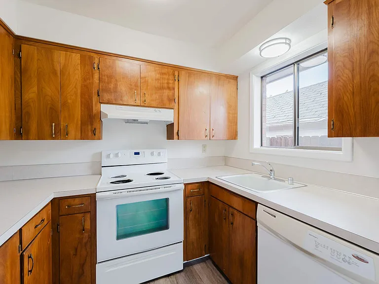 3816 F St #3816 — Photo 6