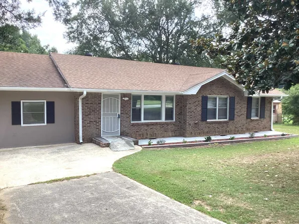 6104 Monica Dr, Morrow, GA 30260
