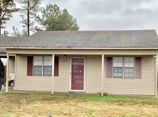 704 Meadow Ln, Paragould, AR 72450