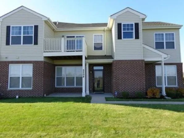 2504 Echelon Cir, Matteson, IL 60443