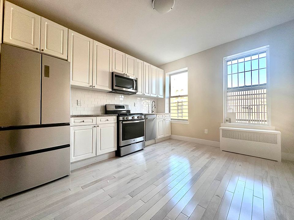 1st image of 92 Pinehurst Ave APT 6D