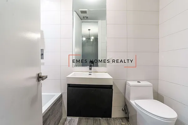 Rented by Emes Homes Realty LLC | media 16