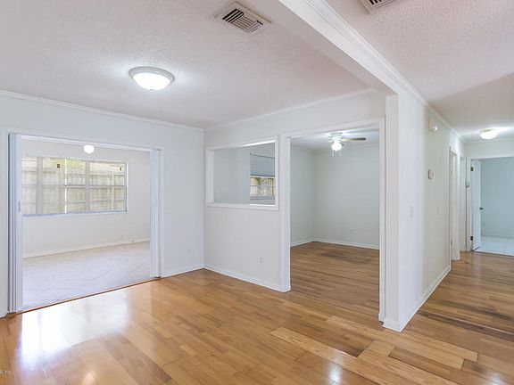 4th image of 6311 Curley Ct