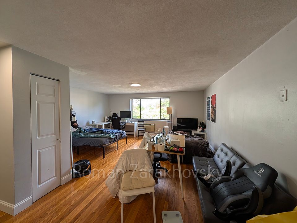 1st image of 236 Babcock St #4