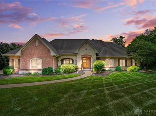 8179 Overlook Ct, Springboro, OH 45066