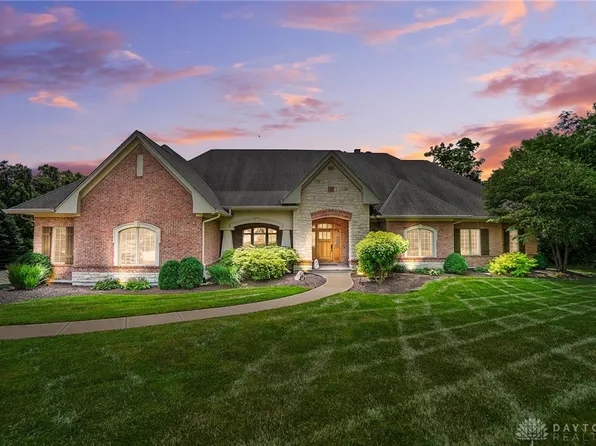 8179 Overlook Ct, Springboro, OH 45066