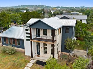 10906 Crestview Dr, Jonestown, TX 78645