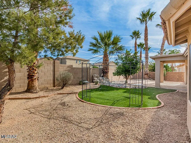 9162 N Treasure Mountain Dr — Photo 24