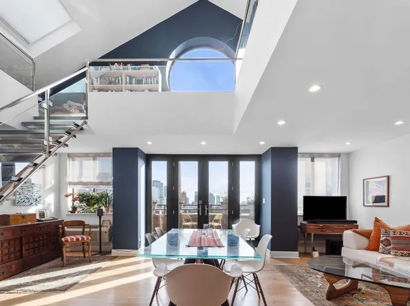 300 Newark St APT 8G, Hoboken, NJ 07030