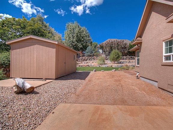 3rd image of 857 Lanai Dr