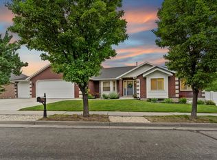 53 N Foxhill Rd, North Salt Lake, UT 84054