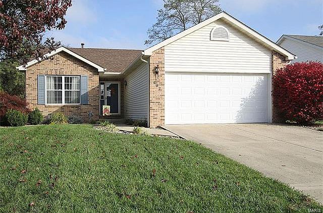 1st image of 207 Baywood Ct