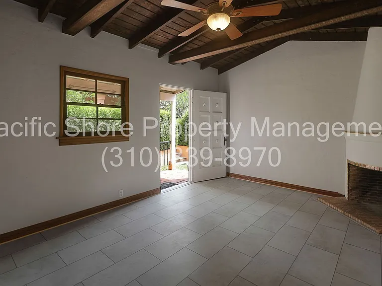 1229 Geneva St — Photo 43