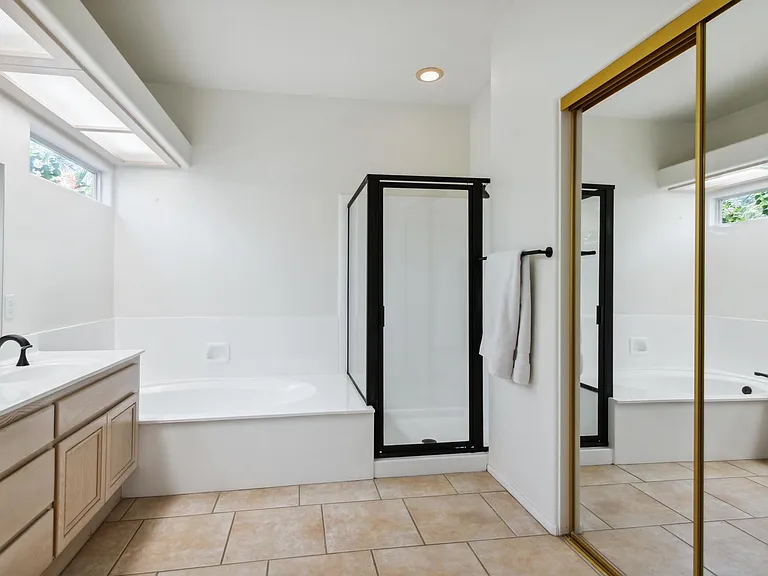 40 Vistara Dr — Photo 23