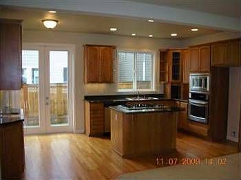 2nd image of 366 Graham Ave NE