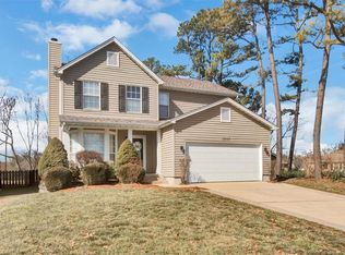 1043 Johanna Dr, Ballwin, MO 63021