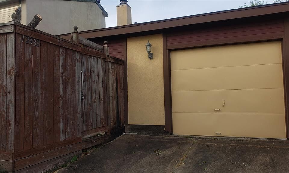1st image of 12332 Crest Lake Dr