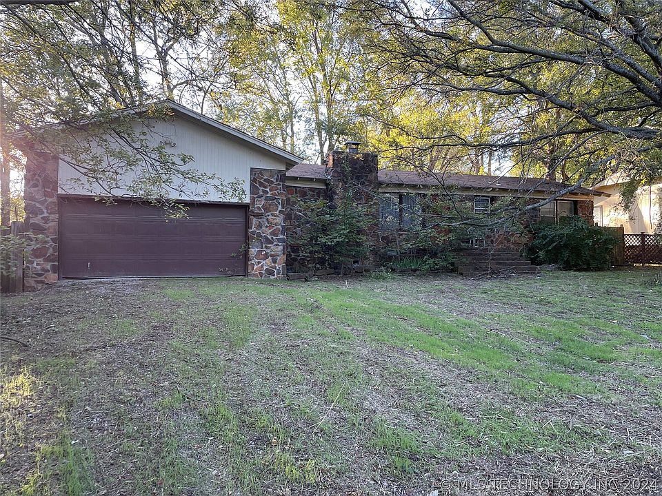 1st image of 1152 N 172nd Ave