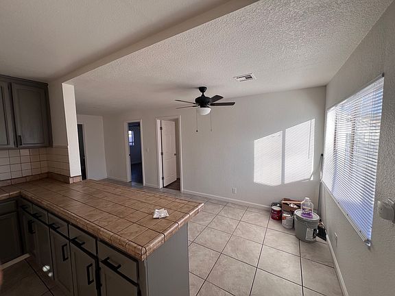 3rd image of 416 Mill St