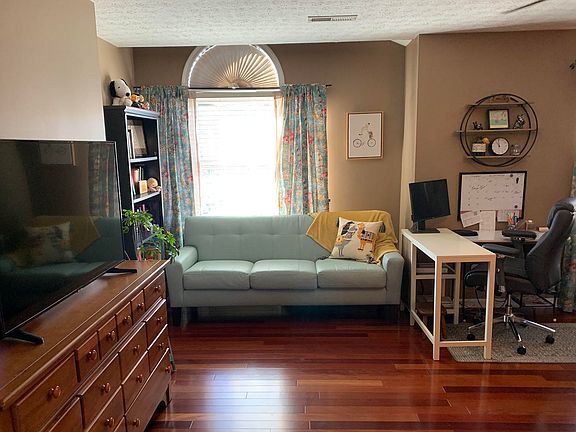 4th image of 7416 Windy Knoll Dr