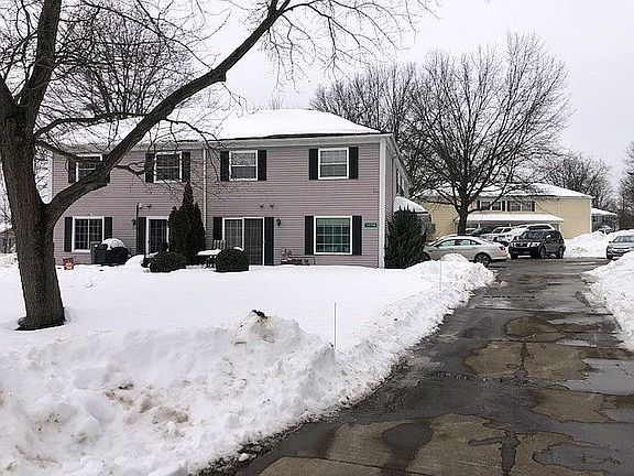3rd image of 13756 Oakbrook Dr #3756