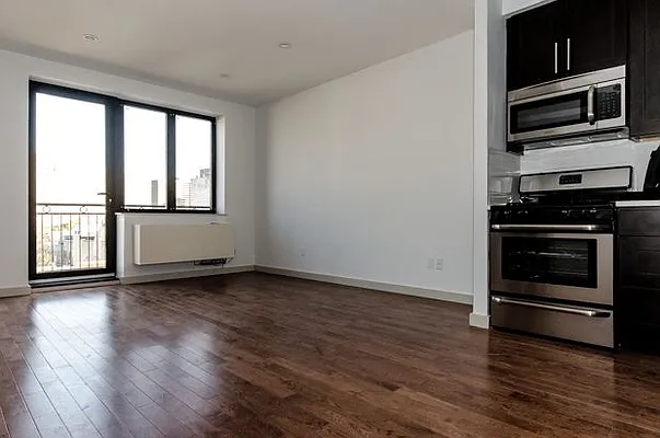 Rented by Target Realty Group | media 34
