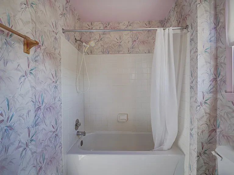 13907 Concord Ave — Photo 16