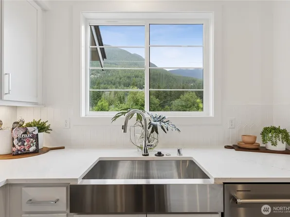 1956 SE 12th Street #1004, North Bend, WA 98045