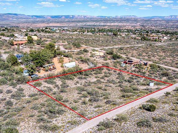 2nd image of 1470 Kiva Trail