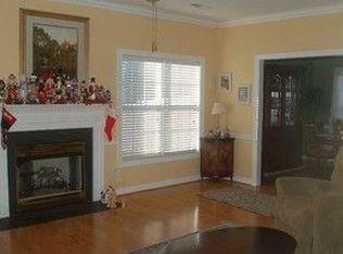 3915 Melco Ct, High Point, NC 27265