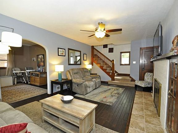 4th image of 1404 E McKinley Ave