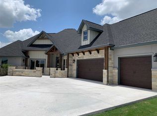 105 Marina Dr, Kingsland, TX 78639