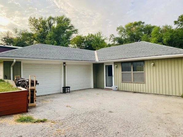 18408 E Union School Rd, Independence, MO 64058