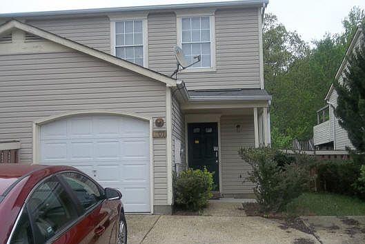 1st image of 46365 Columbus Dr