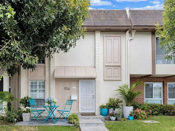 9742 Villa Pacific Dr, Huntington Beach, CA 92646
