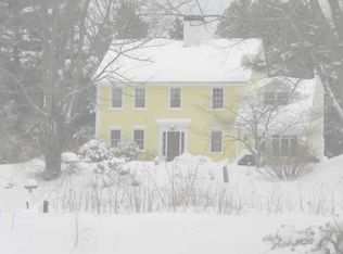 144 Elmdale Rd, Scituate, RI 02857