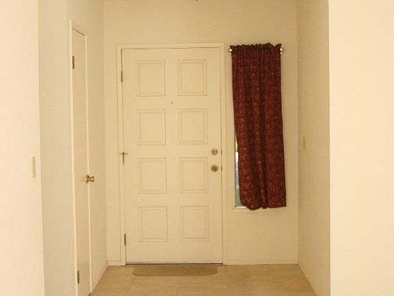 Tiled entry