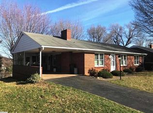 357 Grandon Rd, Staunton, VA 24401