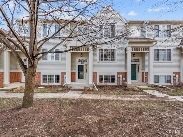 208 New Haven Dr, Cary, IL 60013