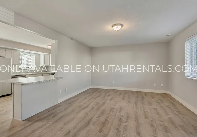 1731 Garden Dr — Photo 6