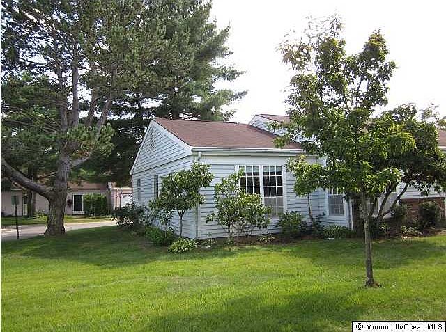 2nd image of 463 Chelsea Court #A