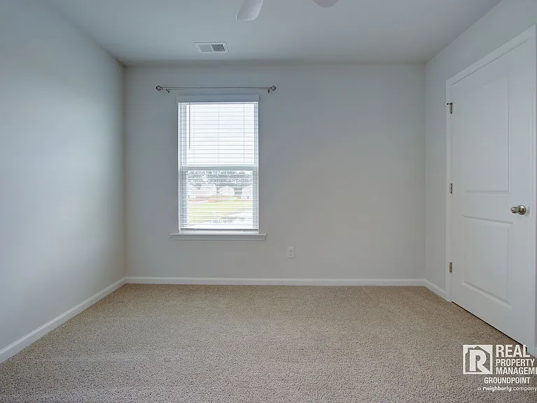 113 Hillsford Ln — Photo 19