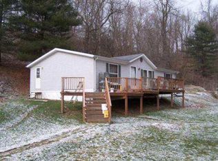 4623 Bloomfield Rd, Cambridge, OH 43725