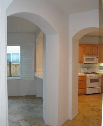 Kitchen & Dining Entries