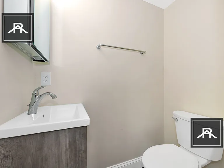 43 Wright Ave #1 — Photo 5