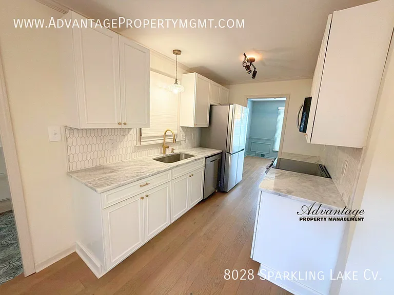 8028 Sparkling Lake Cv — Photo 6